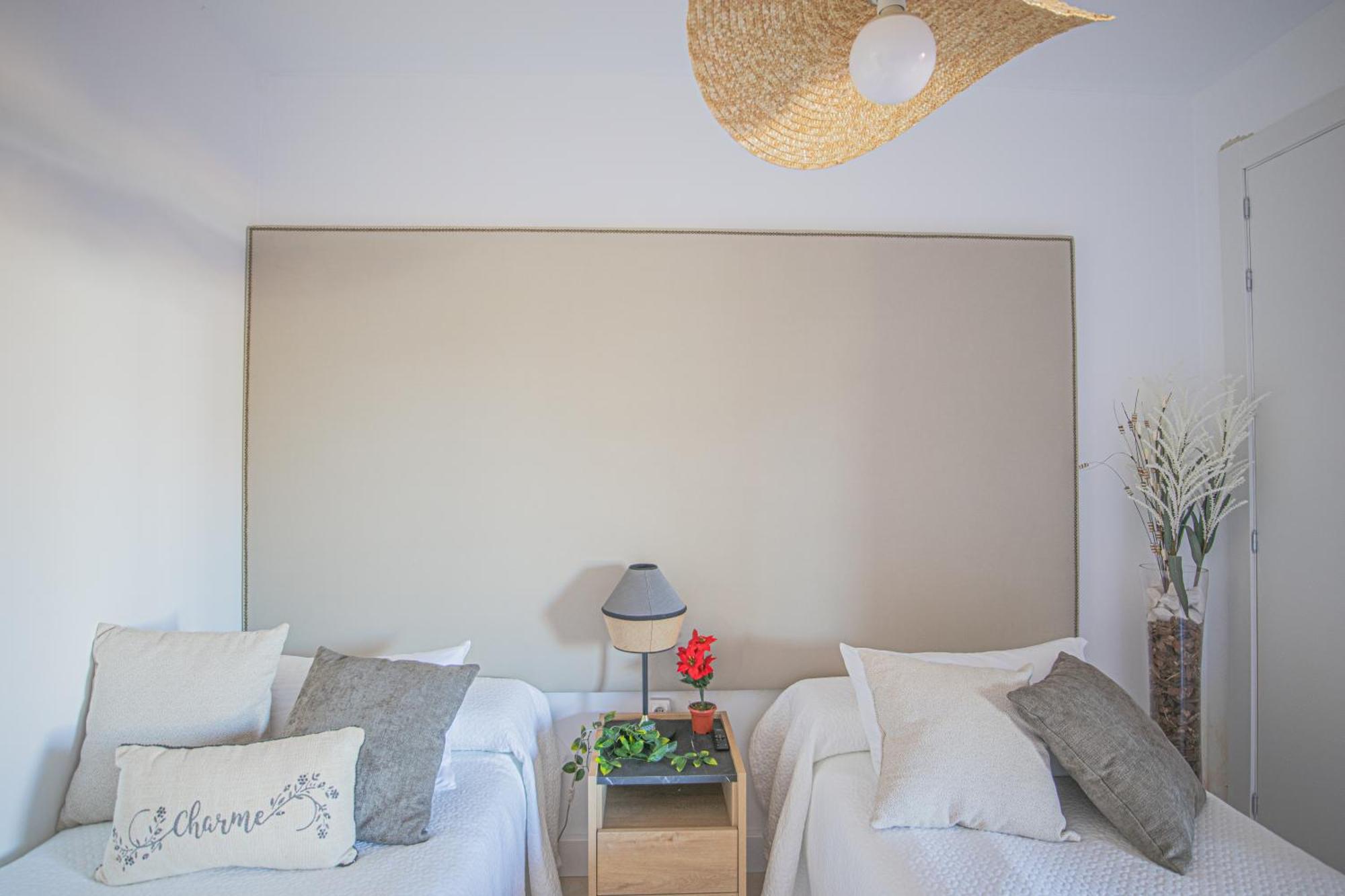 Buenti Apartments Estepona Ngoại thất bức ảnh
