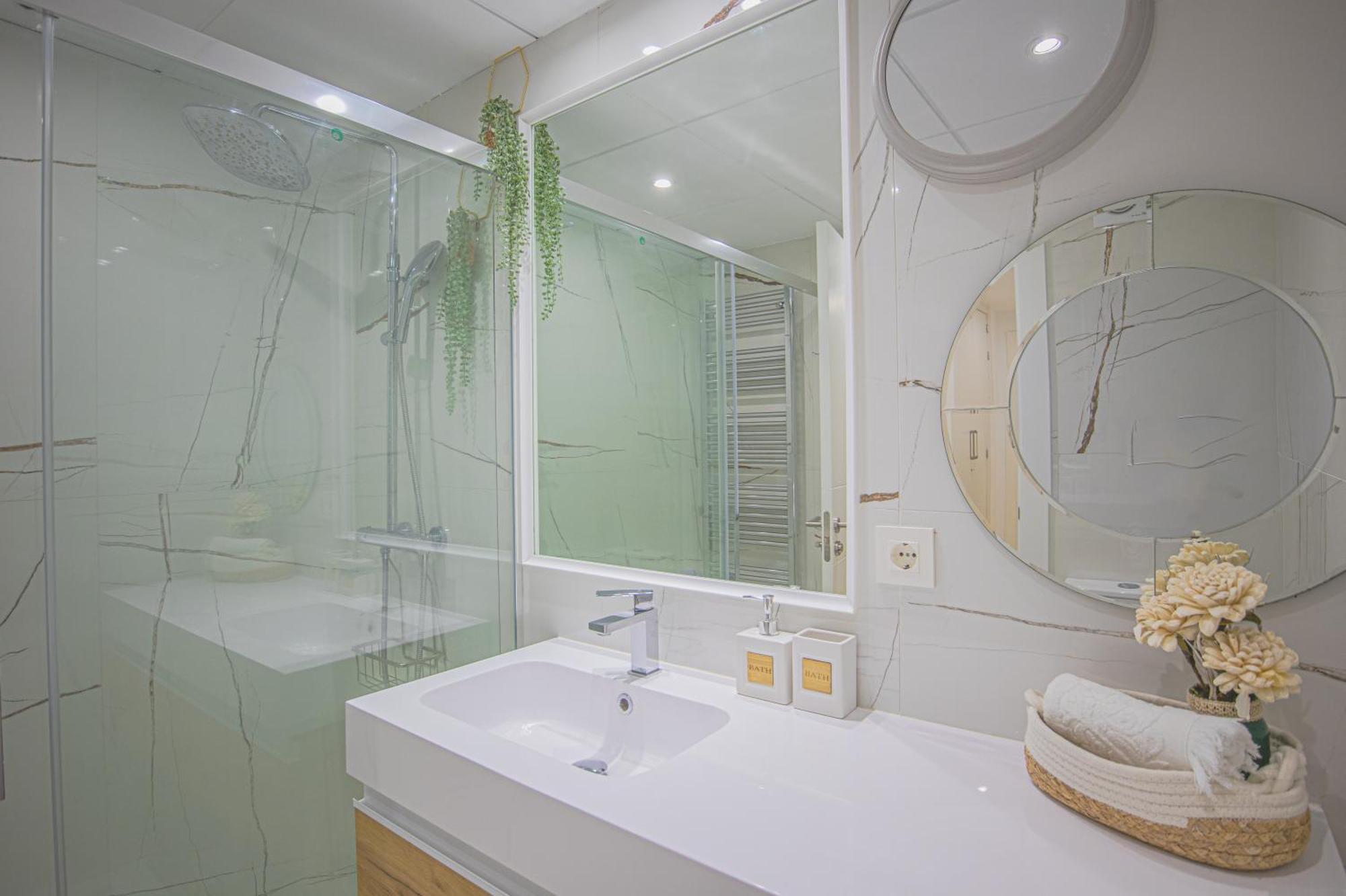 Buenti Apartments Estepona Ngoại thất bức ảnh